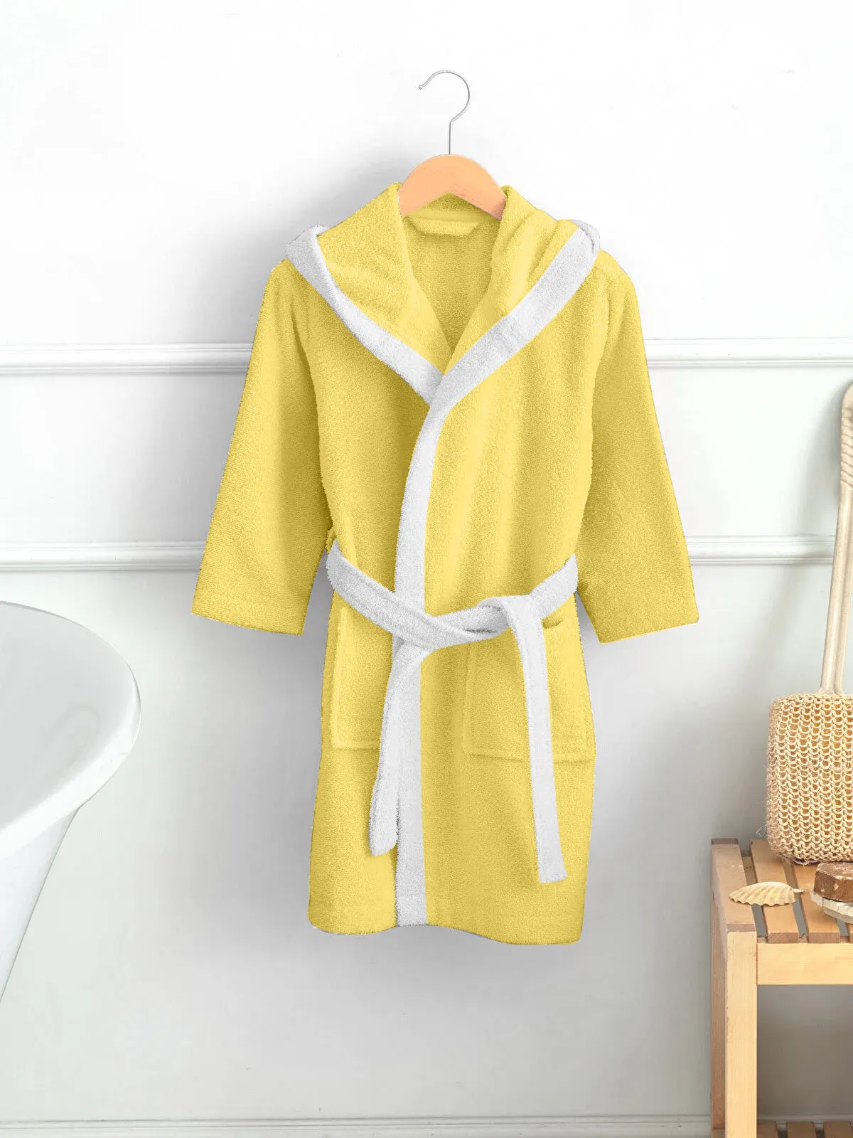 Duck Embroidered Kids Bathrobe with Hood and Tie Up Belt - Yellow