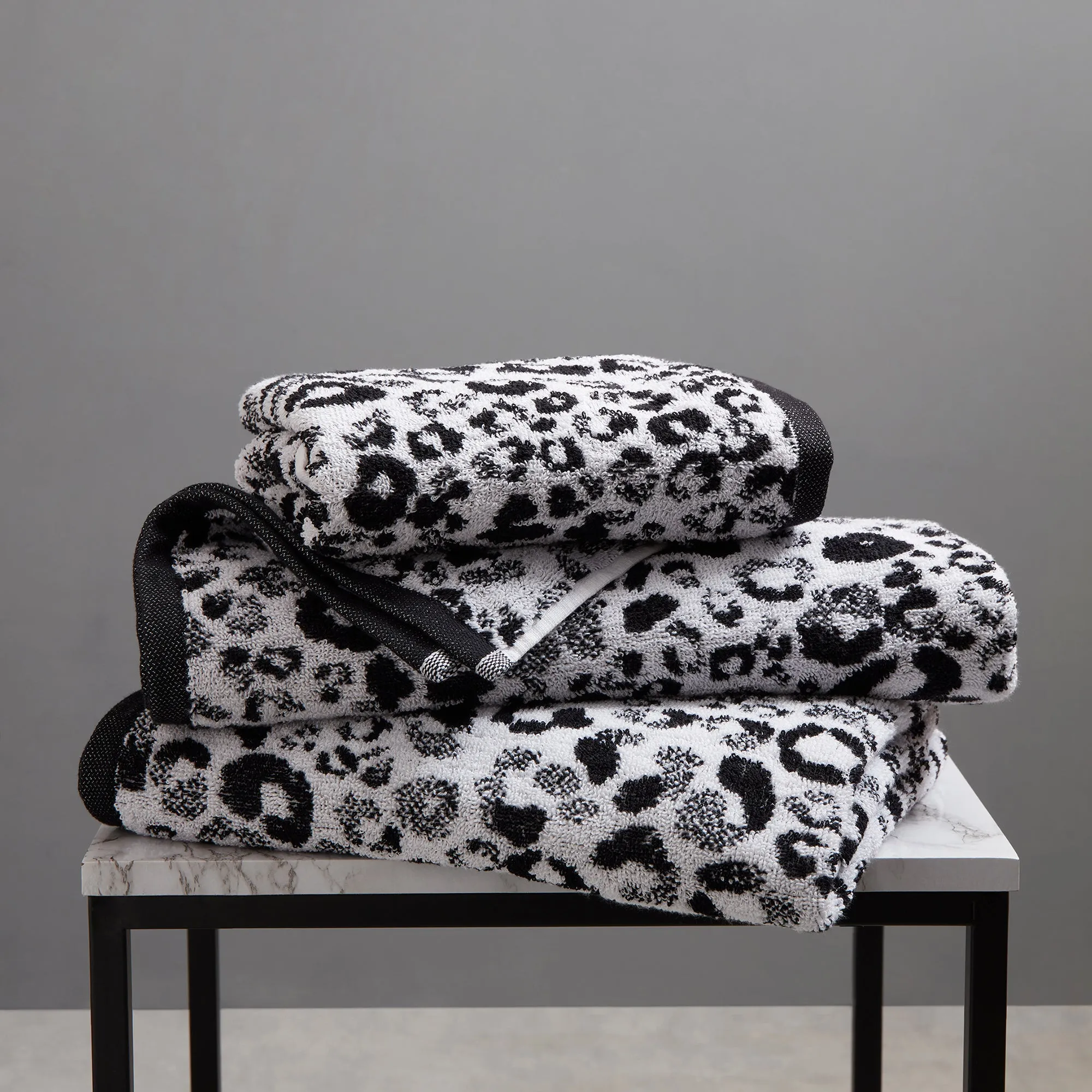 Fusion Animal Print Hand Towel - 2 Pack - Black