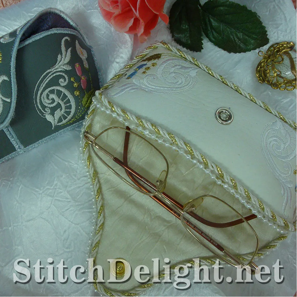 SD0836 Eyeglass Case 1