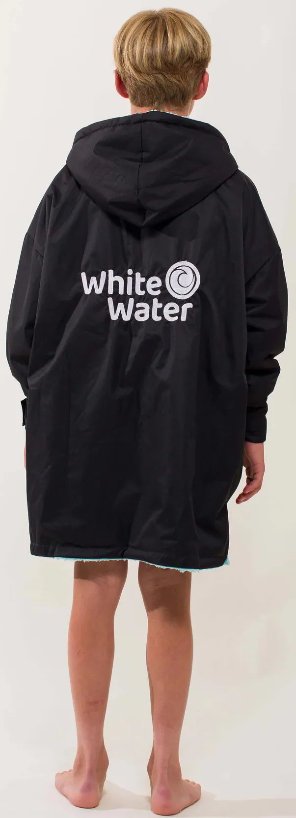 White Water KIDS Pro Changing Robe Black Outer-Shell, Blue Lining